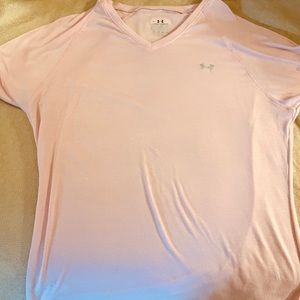 EUC UNDER ARMOR SS T SHIRT